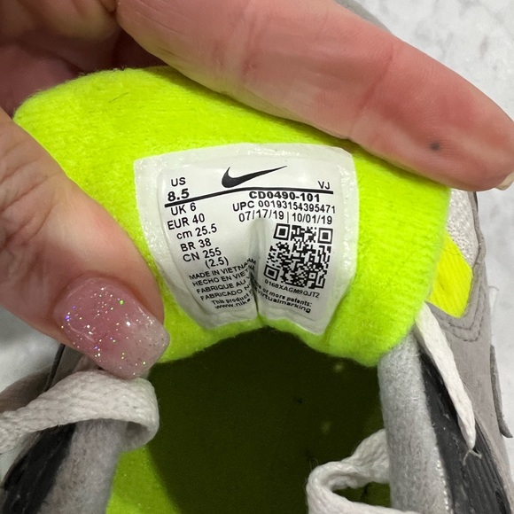 Nike Air Max 90 Neon Sneakers GUC - Picture 4 of 11